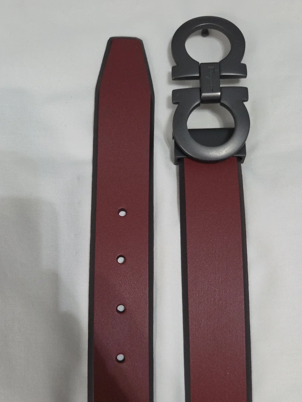 Salvatore Ferragamo Auburn Brown Leather Belt Double Gancini Buckle